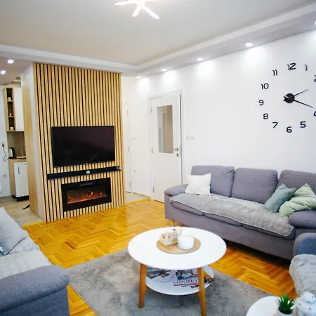 Apartamento Queen Deluxe Sombor