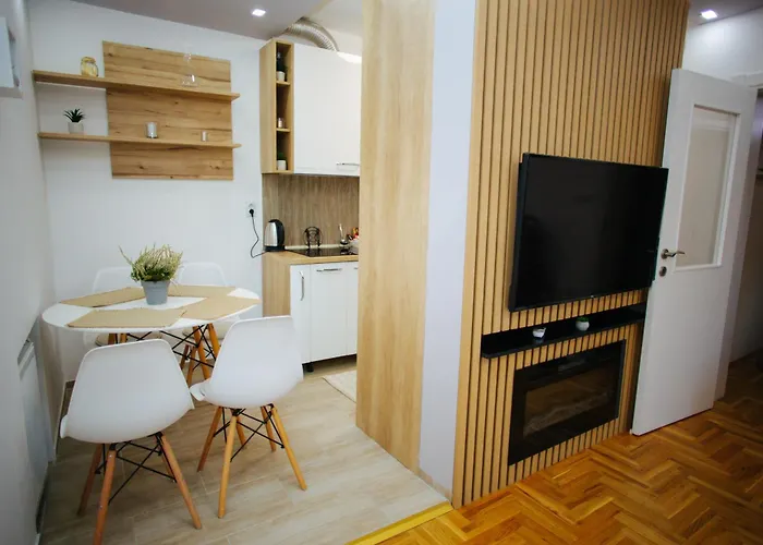 Queen Deluxe ソンボル