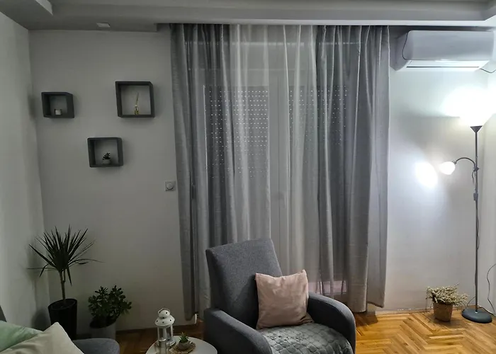 Queen Deluxe * ソンボル