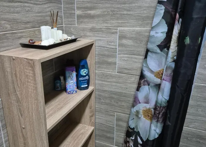 Queen Deluxe アパート ソンボル